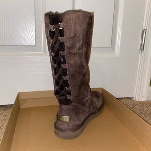 Tall brown Ugg boots